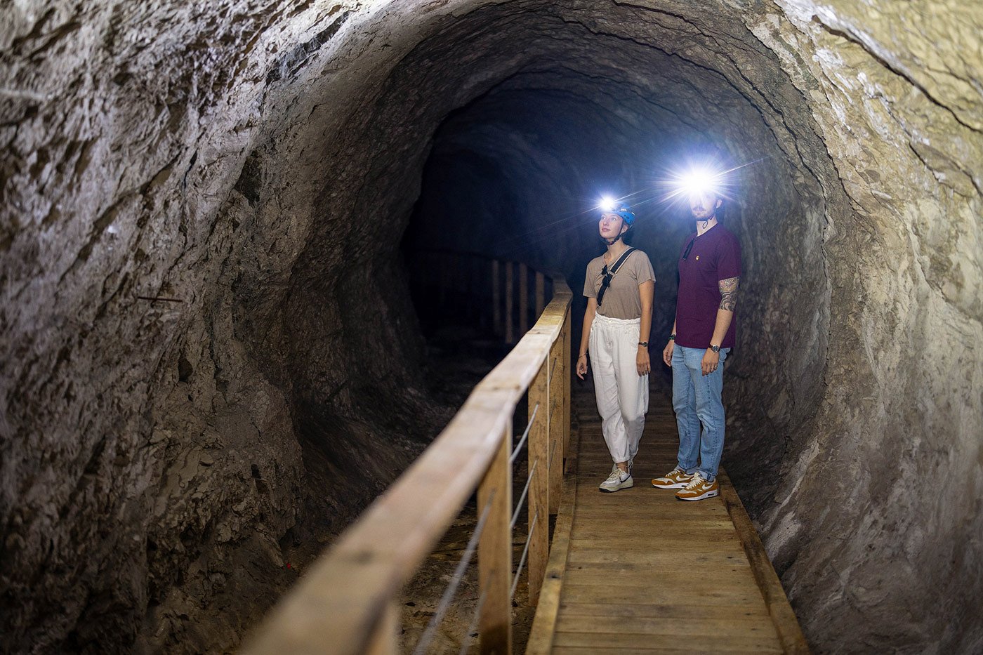 Visita del tunnel sotto la fortezza Kluže