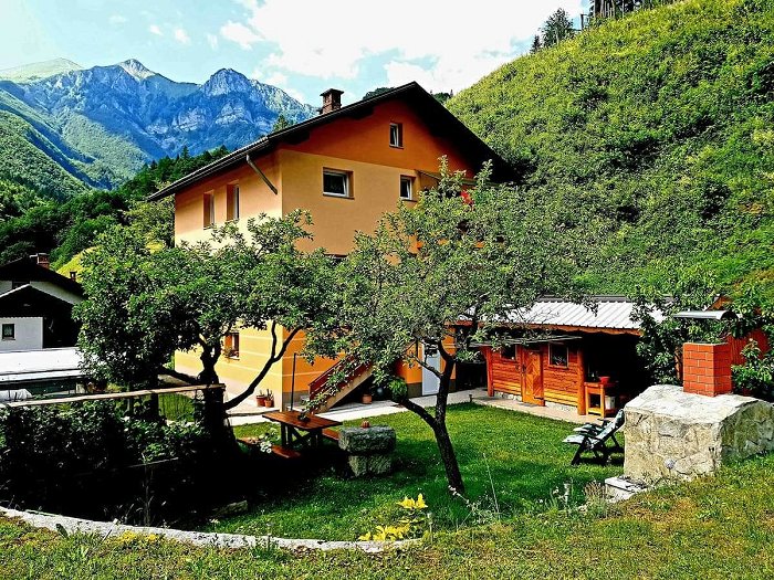 Appartamento tra le montagne - Podbrdo